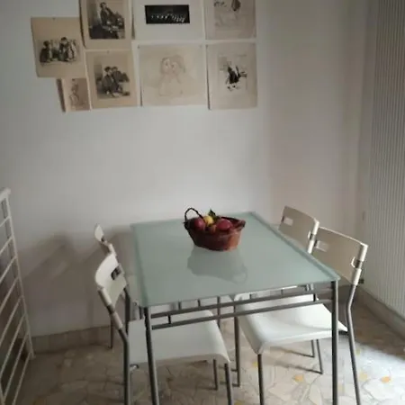 Indipendent House In The Old Town בית נופש בארי